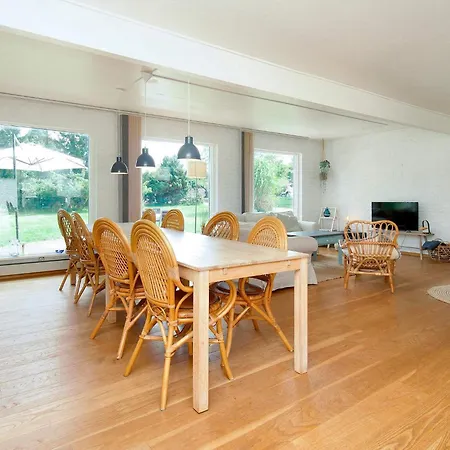 8 Person In Asn S Holiday home *